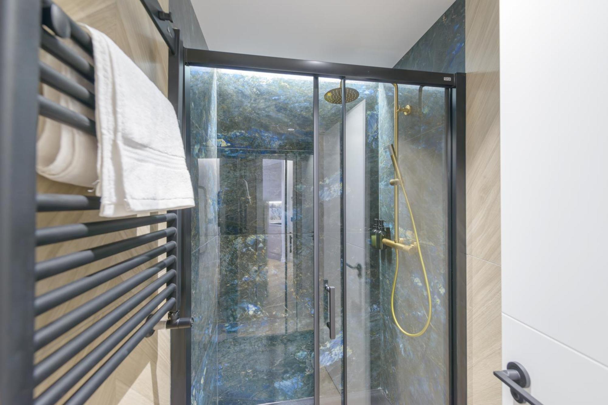 Gran Via Capitals By Monaro***** Apartment Madrid Exterior foto