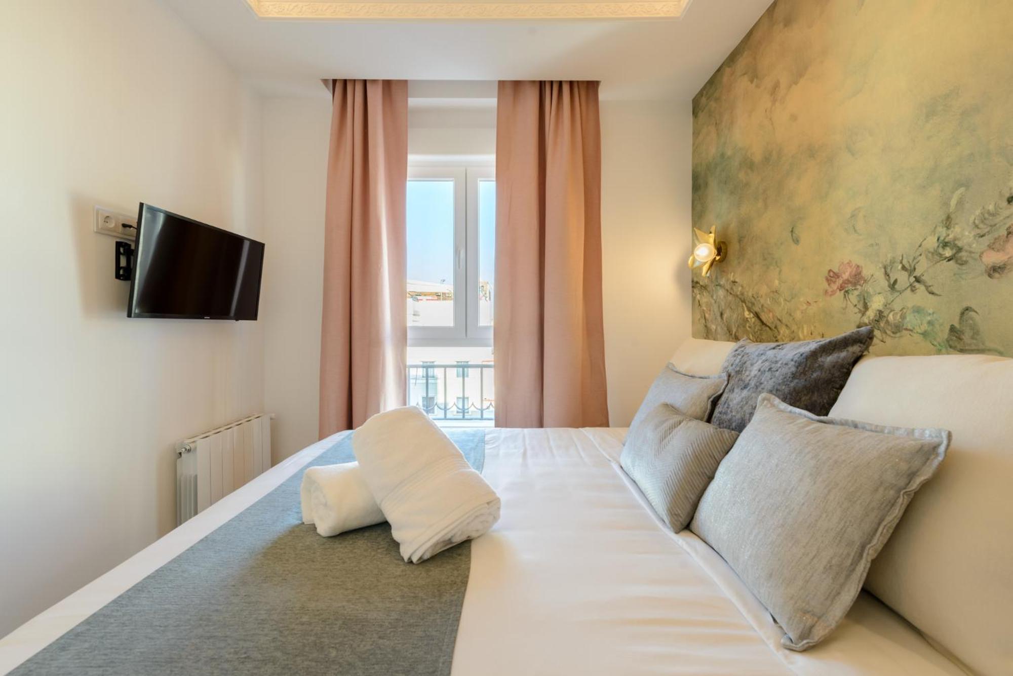 Gran Via Capitals By Monaro***** Apartment Madrid Exterior foto